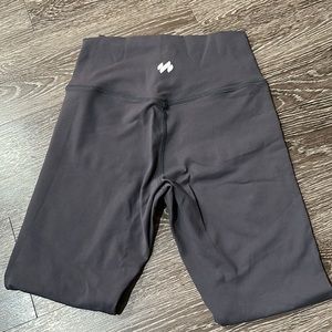 Gray GrownStrong Leggings